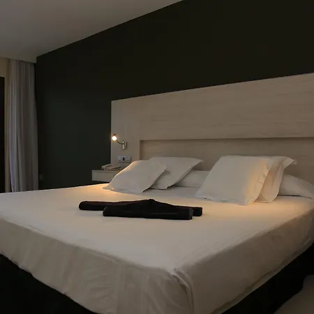R2 Romantic Fantasia Dreams & (adults Only) ホテル 4*